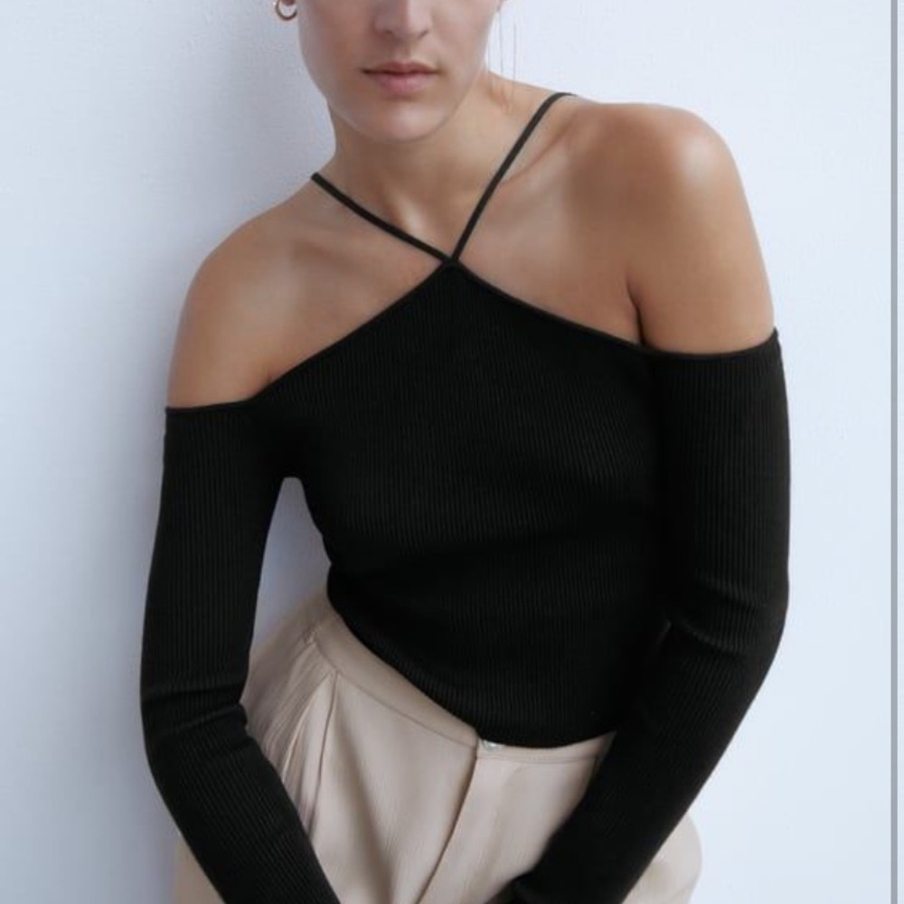 ZARA cut out knit top